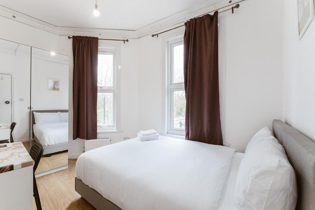 Mile End Double Rooms 27 Guest House London Exterior photo
