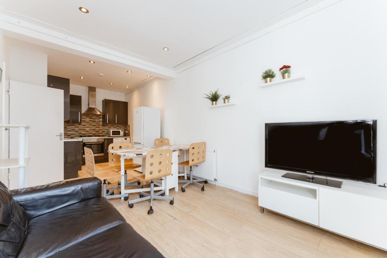 Mile End Double Rooms 27 Guest House London Exterior photo