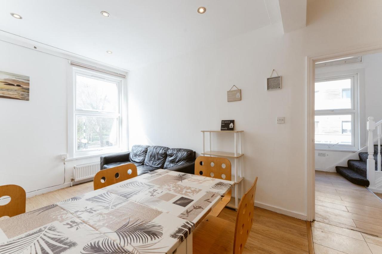 Mile End Double Rooms 27 Guest House London Exterior photo