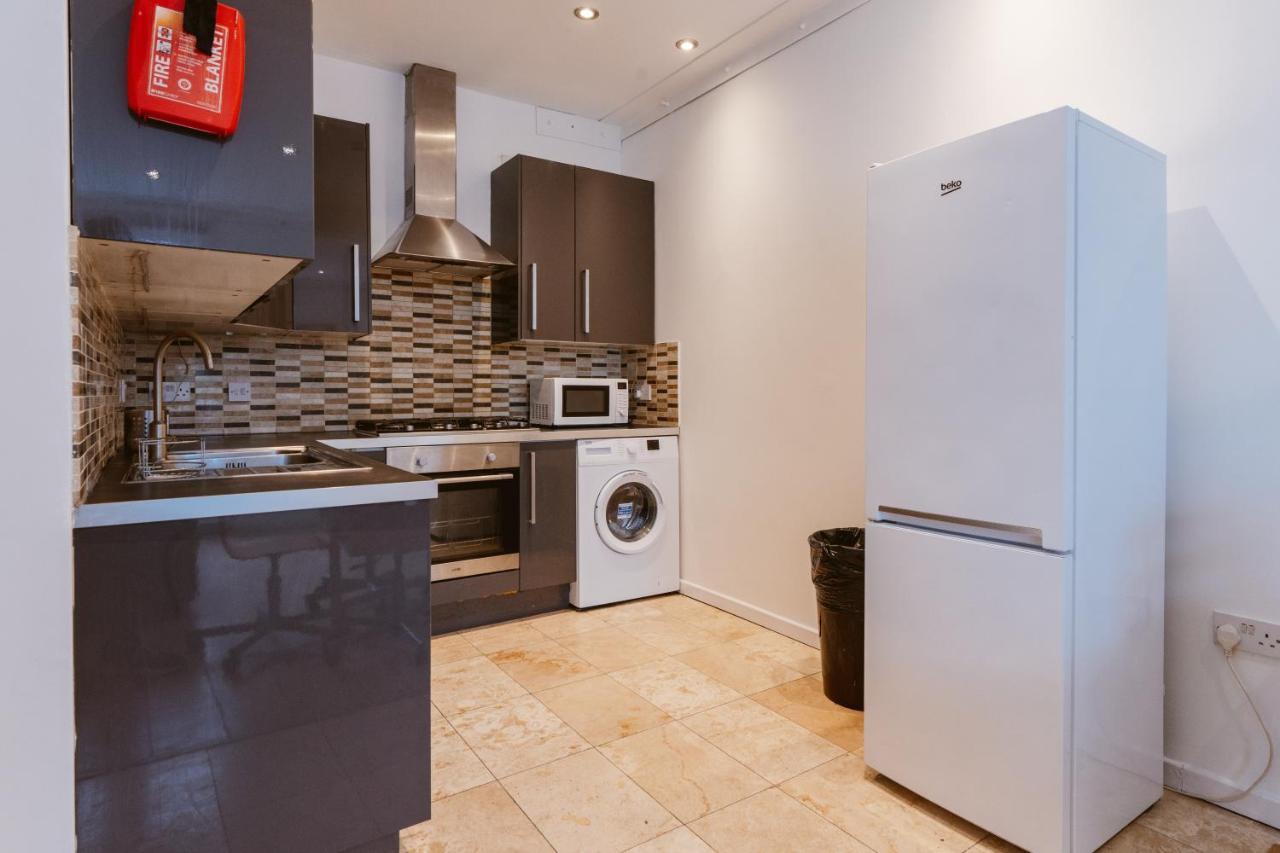 Mile End Double Rooms 27 Guest House London Exterior photo
