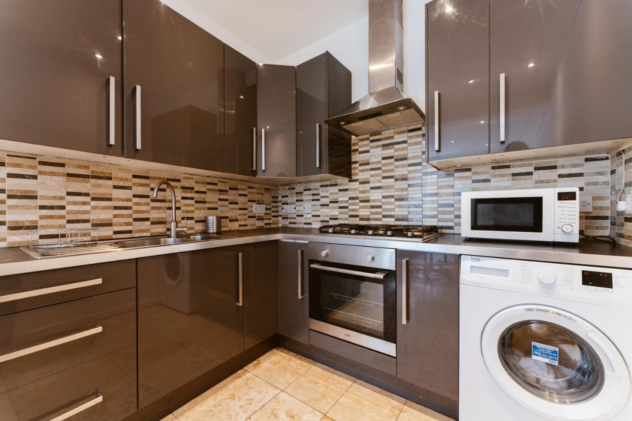 Mile End Double Rooms 27 Guest House London Exterior photo